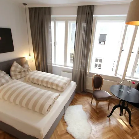 Apartment City