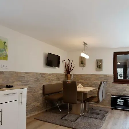 Kubi Holiday home *