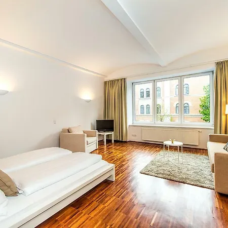 Beautiful In Vienna's Heart Apartment *