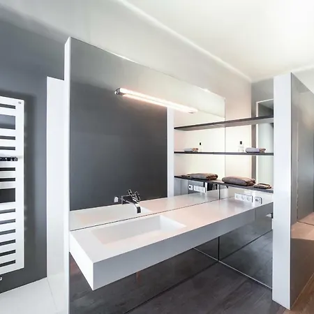 Apartment Opernring *
