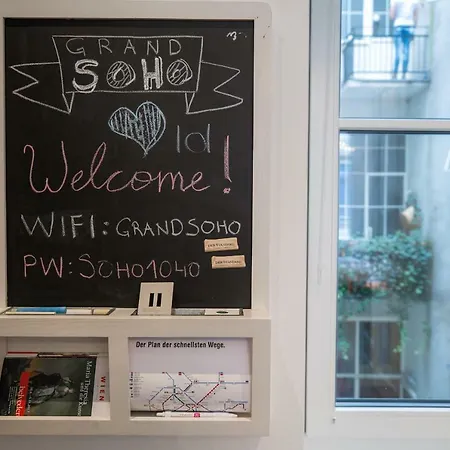 Grand Soho Apartment Vienna