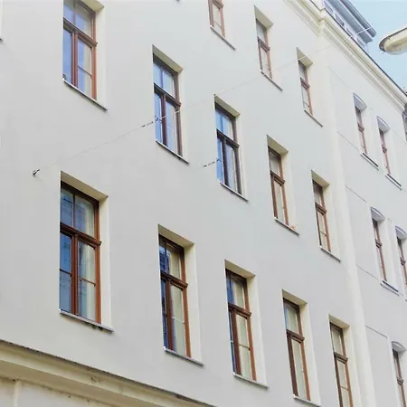 Msq Diana - 10 Min From Center - Free Coffee And Tea - High Speed Internet Apartamento Viena