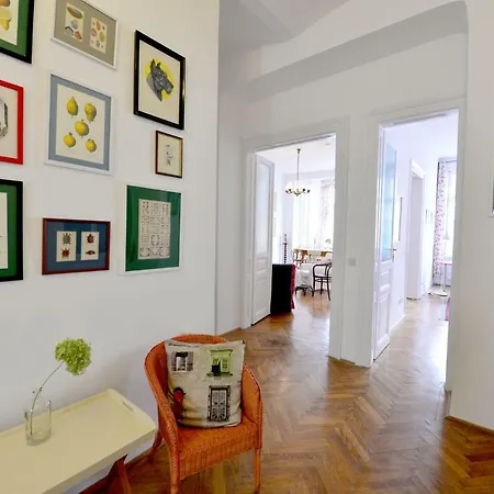 Classy Apartment, 10 Min To The Centre Apartment Vienna
