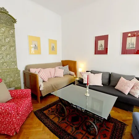 Classy Apartment, 10 Min To The Centre Apartment