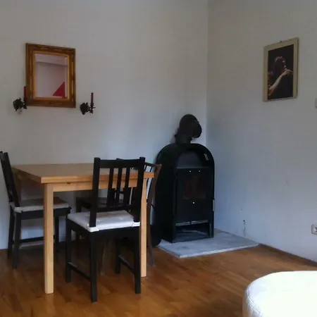 Apartment Cosy Flat Near Schönbrunn