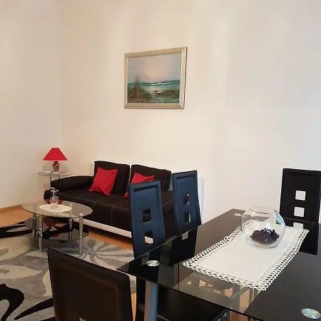 Apartment Diana-contactless Check-in! *