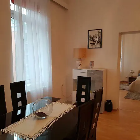 Apartment Diana-contactless Check-in! *