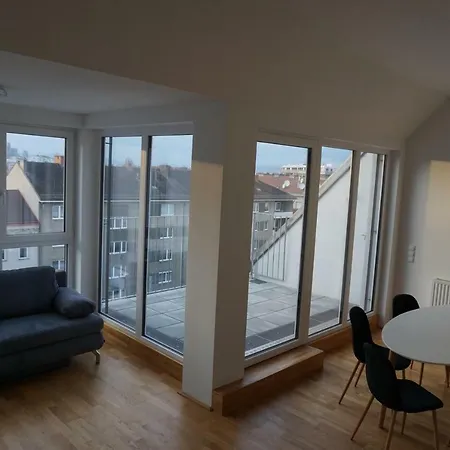 Apartment 4 Beds And - Contactless Check-in