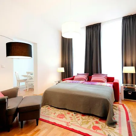 Apartment Theresiengasse Apartment *