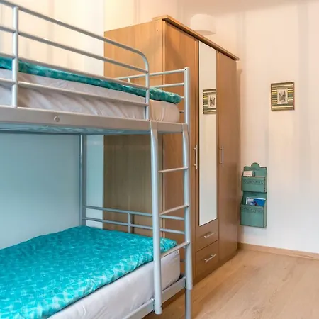 Am Donaukanal Apartment Vienna