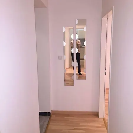 3 Bedroom City Vienna