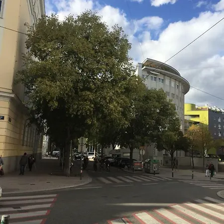 3 Bedroom City Apartment *