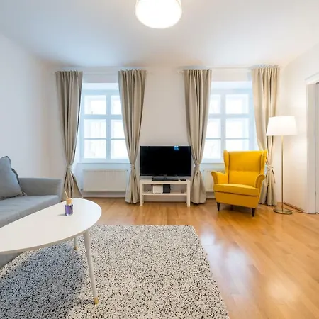 Beautiful Inner City Apartment Vienna