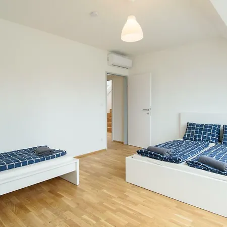 Apartment Living - Senefeldergasse *