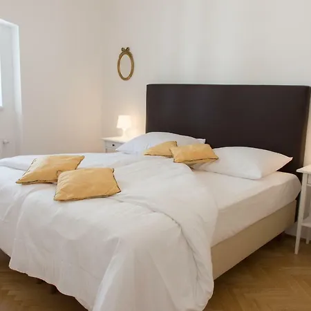 Apartment Gerstner Opera Residences Vienna
