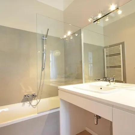 Apartment | Modern, Bright Business In Center, Alsergrund *