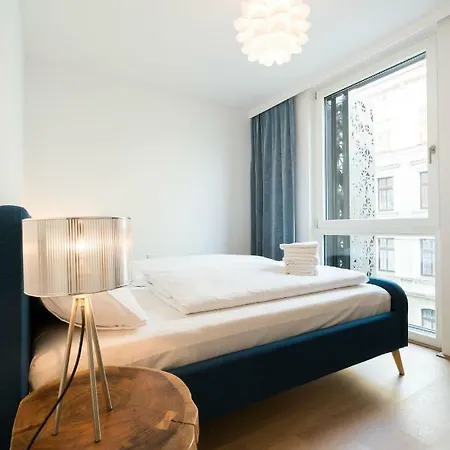 | Spacious Serviced In Directly At The U4 Apartment Vienna