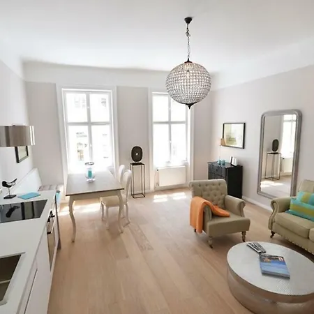 | Modern, Bright Business In Center, Alsergrund *