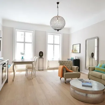 | Modern, Bright Business In Center, Alsergrund Vienna