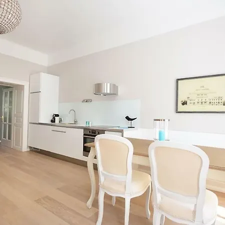 | Modern, Bright Business In Center, Alsergrund * Vienna