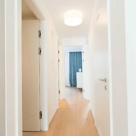 | Spacious Serviced In Directly At The U4 Apartment Vienna