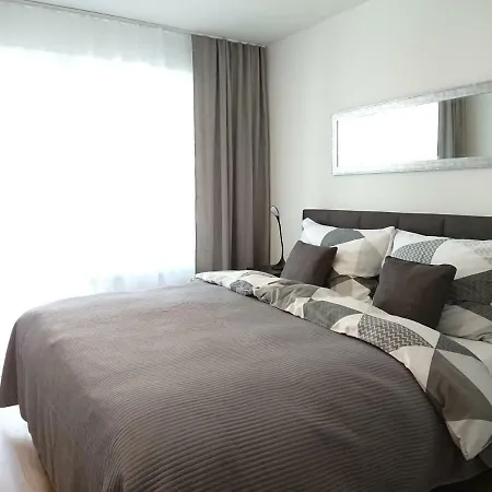 Good Apartment *