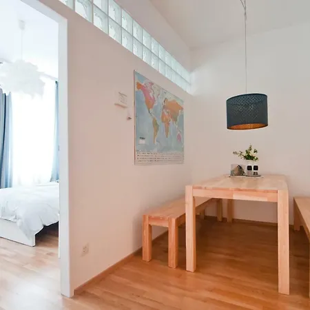 Leystrasse - Zwischen Donauinsel, Altstadt Und Messezentrum Vienna