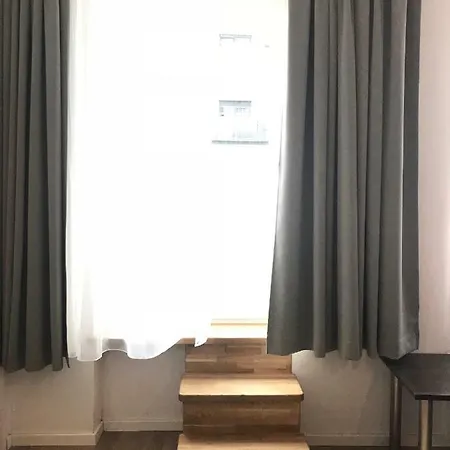 Livinginn6 Apartment
