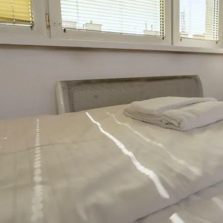 Cosy Margareten Apartment Vienna