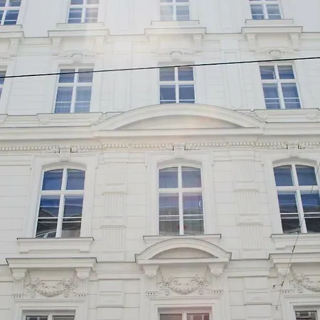 Opera - Mai's Apartment *