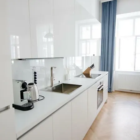Apartment Opera - Mai's *