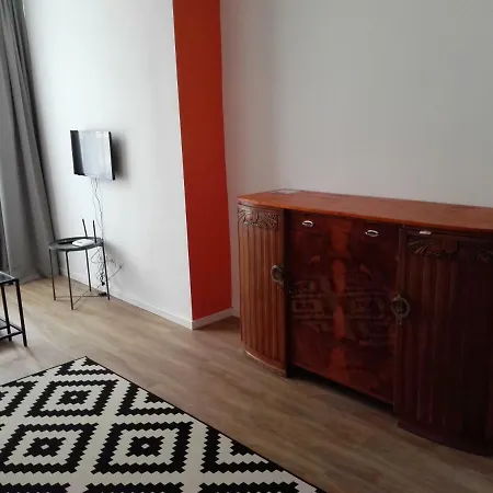 Apartment Livinginn6 *