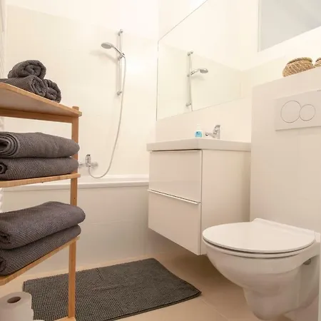 Living - Friedmanngasse Apartment *