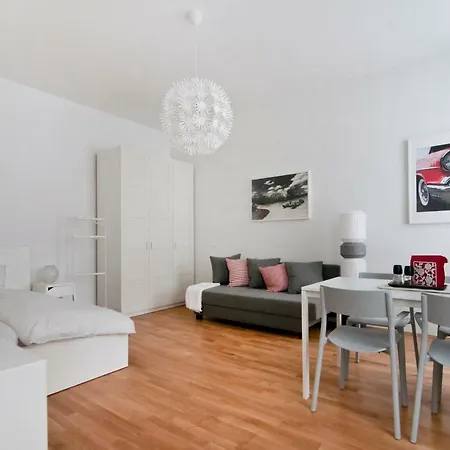 Leystrasse - Zwischen Donauinsel, Altstadt Und Messezentrum Vienna