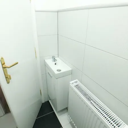 Lara Apartamento Viena