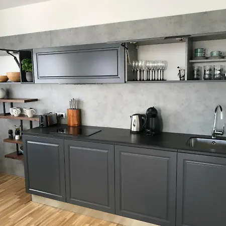Hauptbanhof And Belvedere Two Bedroom * Viena