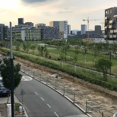 Park Hauptbahnhof 12/14 Wien