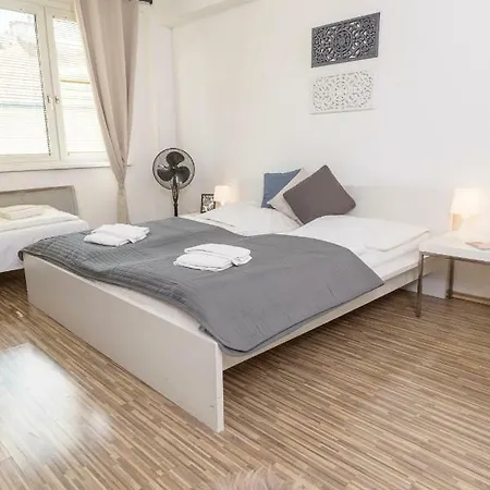 Cosy Margareten *