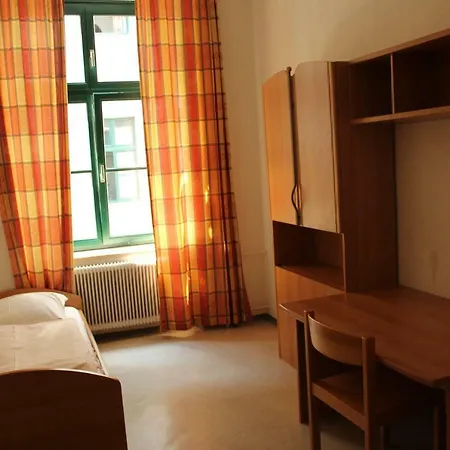 Porzellaneum Hostel Vienna