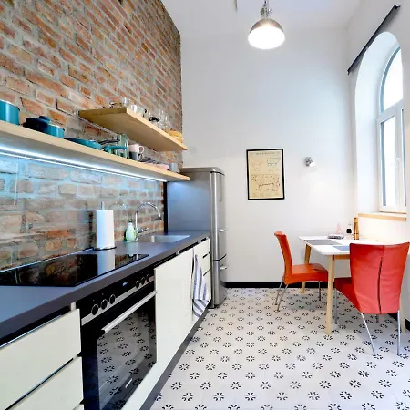Central Studio With Terrace & Self-check-in Apartment