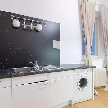- Stadtpark Apartment Vienna