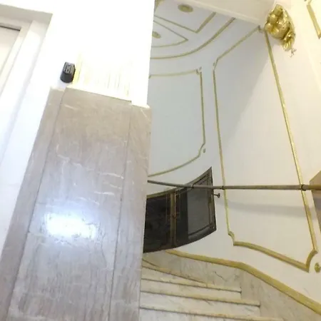 Royal Palace *