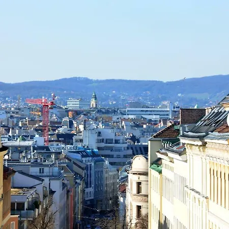 Spacious Flat With Panoramic View Apartment Vienna
