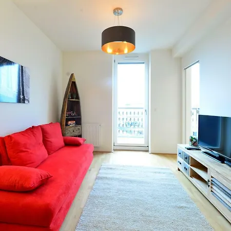 Self-check-in With View & Free Parking Apartment *