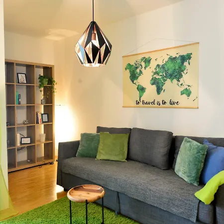 Apartment Nice 2 Bedrooms At The Subway 10 Min To Center
