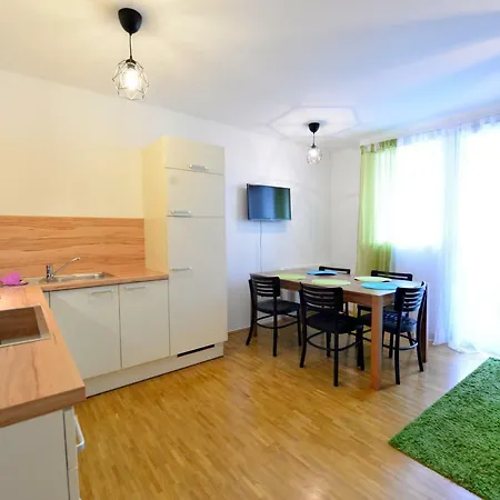 Nice 2 Bedrooms At The Subway 10 Min To Center Vienna
