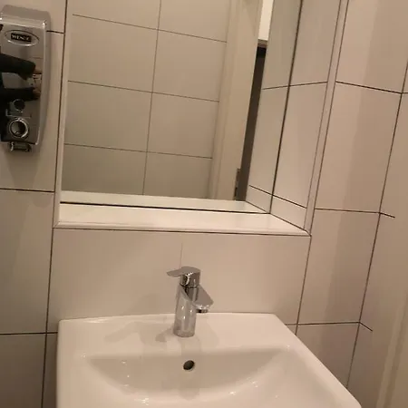 Apartment, Modern Und Neu Renoviert Lägenhet Wien