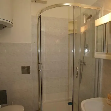 Apartment Freundliches Mit Innenhof-garten Vienna