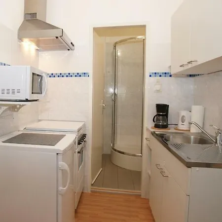 Apartment Freundliches Mit Innenhof-garten Vienna
