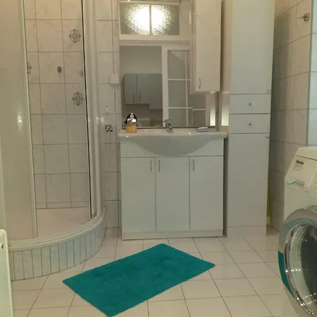 Apartment Schloessel 10 *